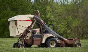 Grasshopper PowerVac™ Collection Systems – FrontMount